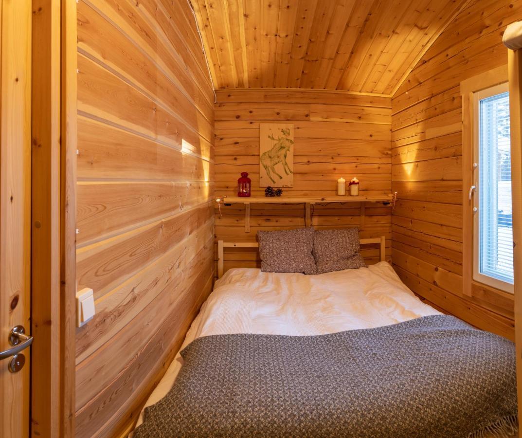 Moekki - The White Blue Wilderness Lodge Инари Екстериор снимка