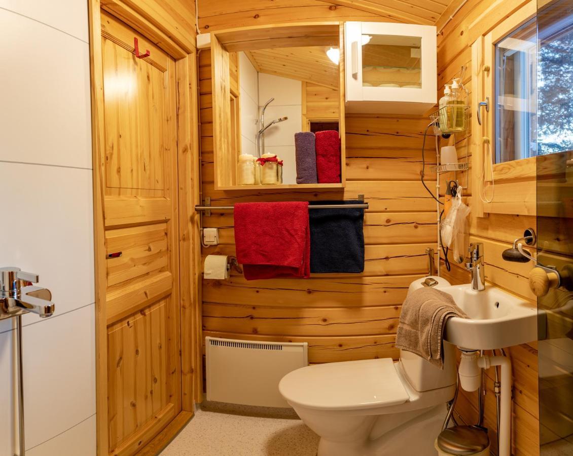 Moekki - The White Blue Wilderness Lodge Инари Екстериор снимка