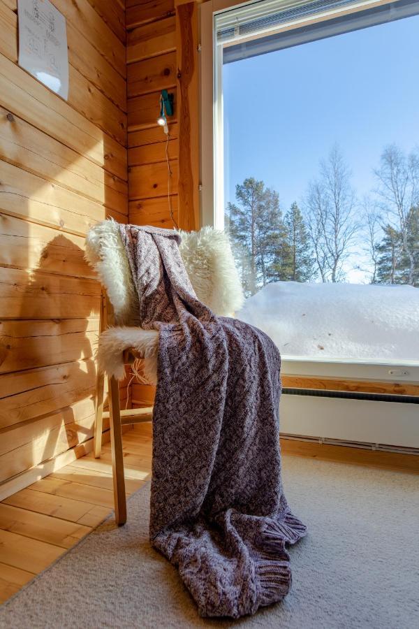Moekki - The White Blue Wilderness Lodge Инари Екстериор снимка